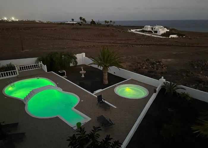 Semesterbostad Piedranegra Tías